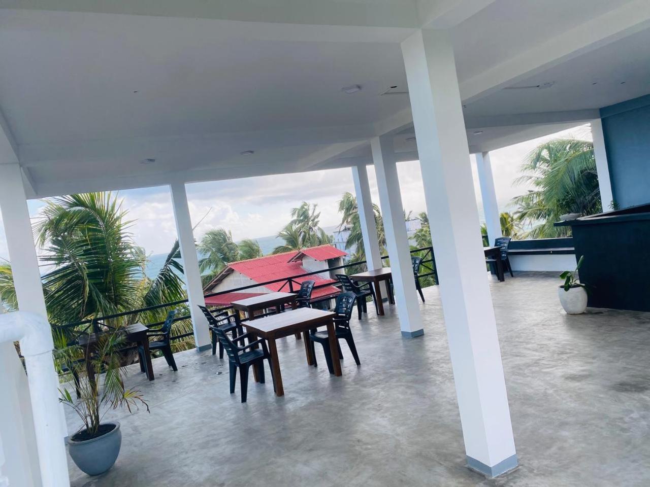 The Wave'S Guest House Mirissa Exterior photo