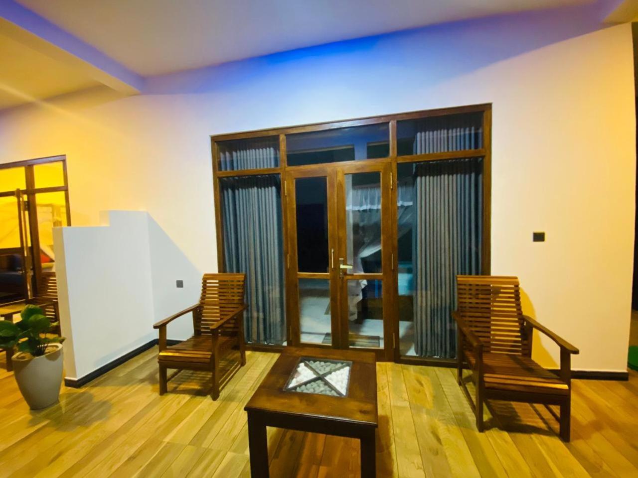The Wave'S Guest House Mirissa Exterior photo